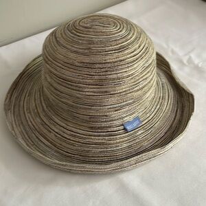 Wallaroo Sun Hat- Petite Sydney